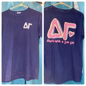 Delta Gamma Dessert with a DG shirt